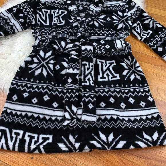 PINK Victoria Secret SOFT Cozy & Warm Robe w/ Belt - Picture 6 of 14